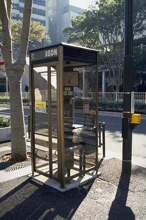 コンテナを改造して販売しています