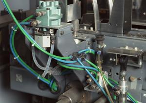 医療機器・理化学器械のサクラエスアイ